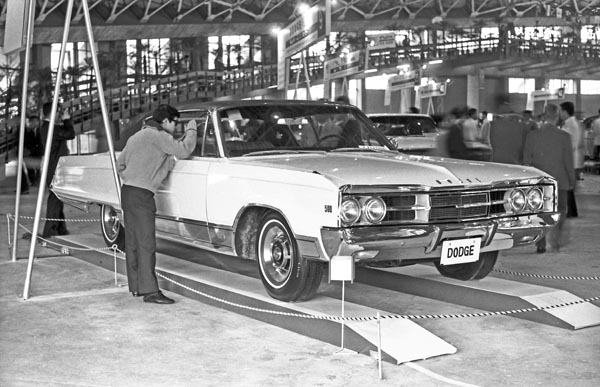167-1 (171-29) 1967 Dodge Monaco 500 2dr Hardtop.jpg